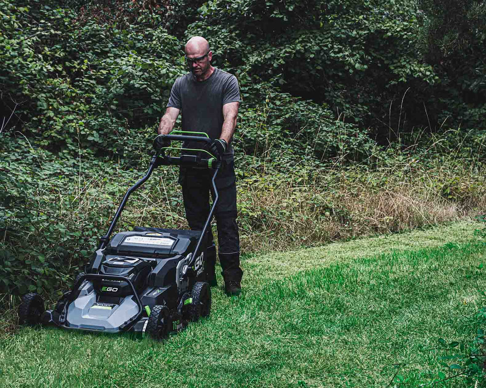 EGO LMX7600-SP Rasenmäher 76cm mit Radantrieb für Profis