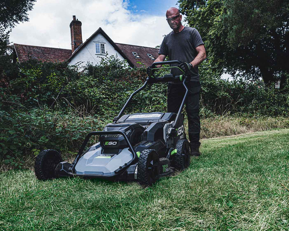EGO LMX7600-SP Rasenmäher 76cm mit Radantrieb für Profis
