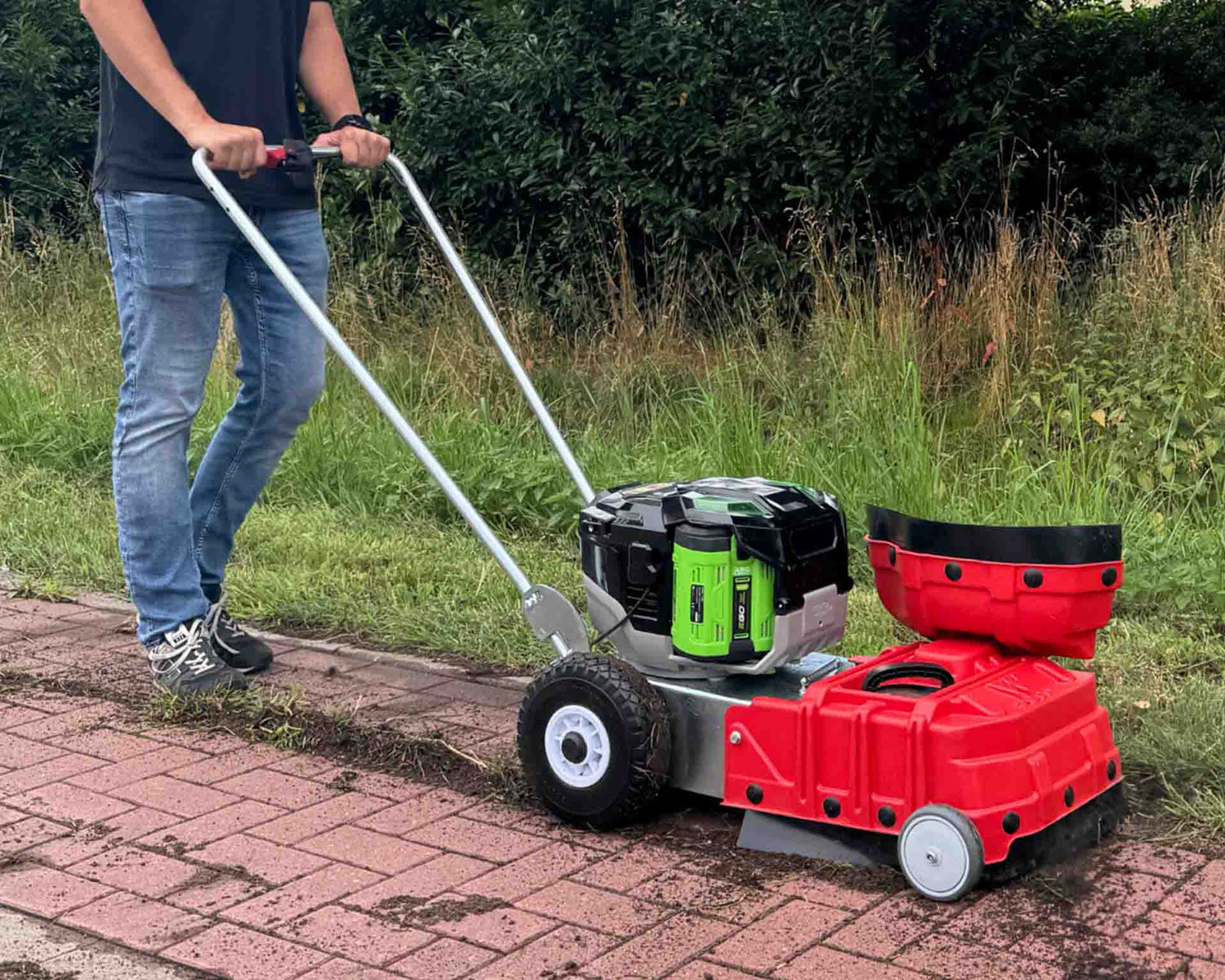 Westermann WKB 430 EGO Wildkrautbürste